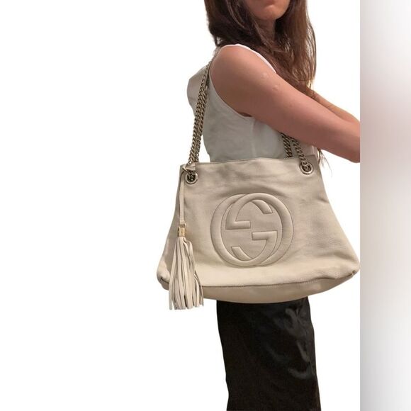 Gucci Soho White Leather Shoulder Bag with Chain Strap and Tassel - Picture 15 of 16